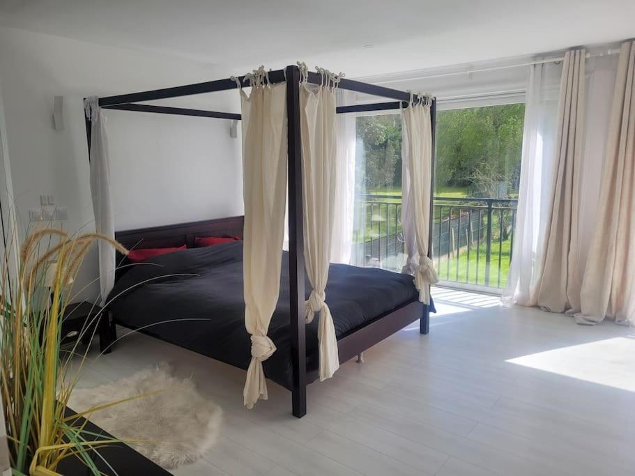 Frida'S House Apartman Bievres Kültér fotó